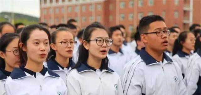 考试|为什么每年高考中都会有些学生一鸣惊人,过来人说是实情