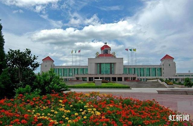 虹新闻|女医学生救人未果，有人竟以\＂剧本\＂说事，死者家属打脸恶评