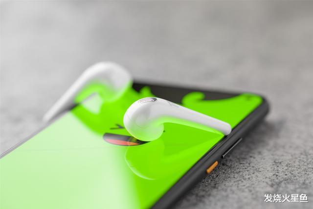 华为手机|无论是自用或者送女友,这条真无线耳机或许是最好选择