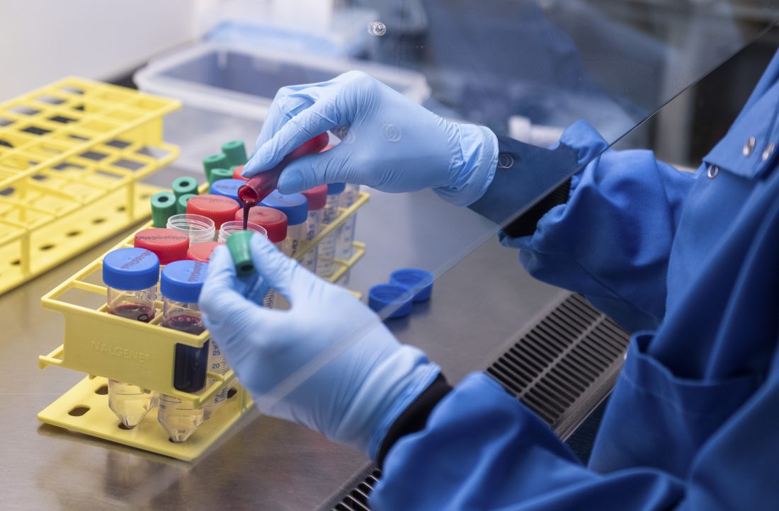 moderna|新冠疫苗研制到了重要关头！Moderna和辉瑞同时开启三期临床试验