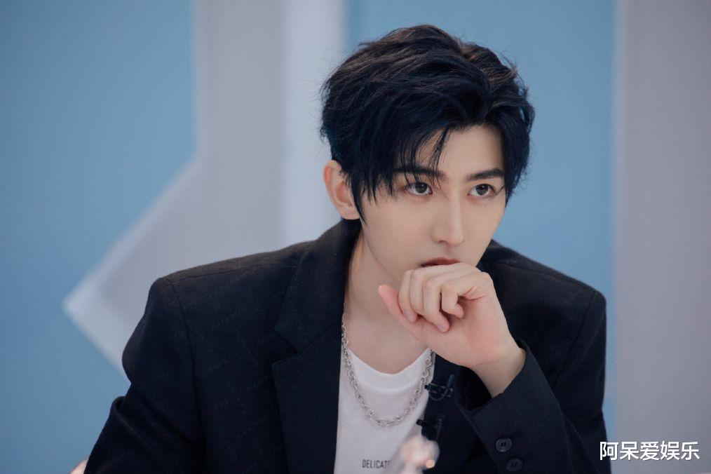 #青春有你第二季#原来《青你2》《创造营》一个是在选女团 一个是少儿频道选秀