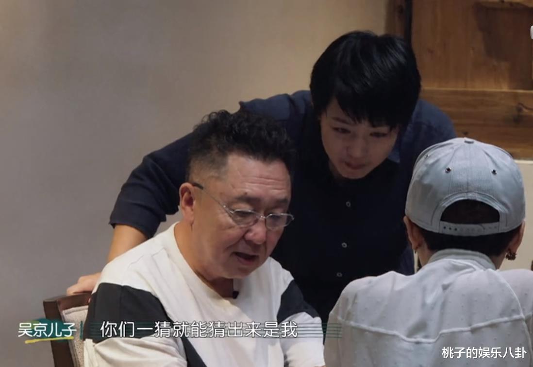 于谦|《幸福三重奏》于谦套路儿子上幼儿园逗笑妻子，收吴京儿子为徒很欣慰