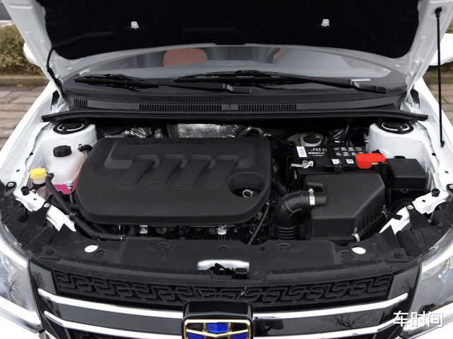 日产轩逸|了不起的“家轿王”!30万公里基本无大修,顶配才6万,品质堪比丰田