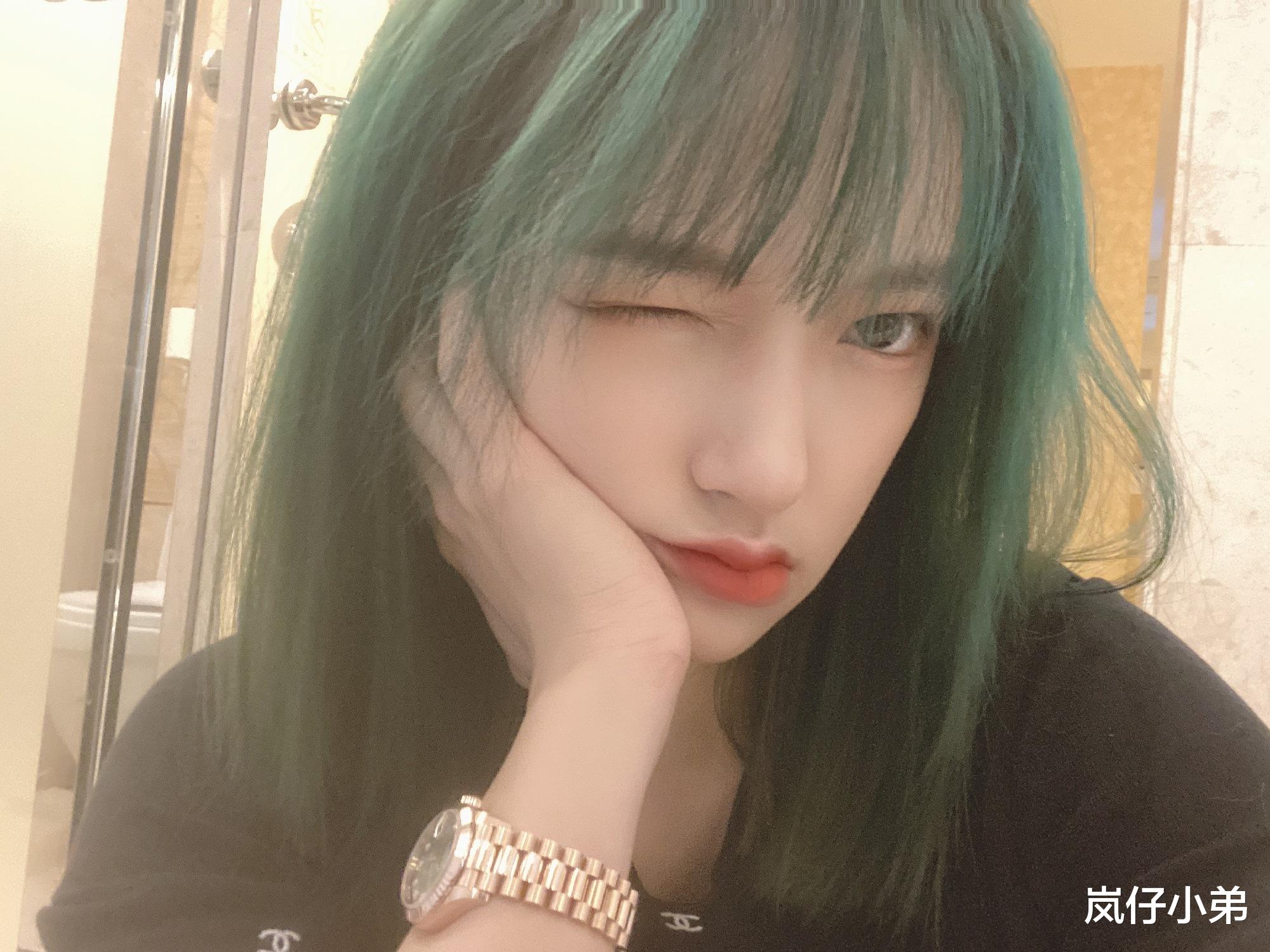 「少年之名」《少年之名》开录五大导师亮相,程潇发色成焦点,还有惊喜嘉宾现身