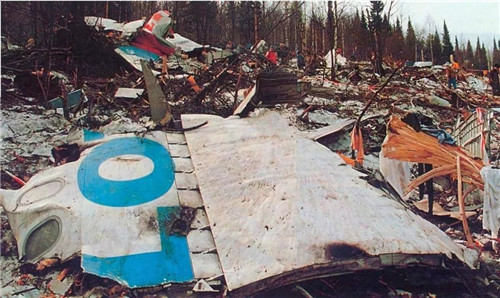 1994年俄羅斯空難：15歲男孩因在飛機上一時沖動，75人全部遇難-圖9