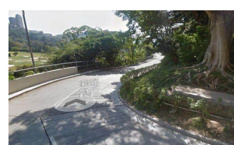 『』李嘉诚的豪宅到底有多壕？住山顶占地面积500平，围墙高达3米！