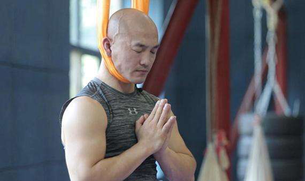 #刘二狗#32岁业余选手挑战一龙！掌握一龙弱点，对方承诺：失败将退出武林