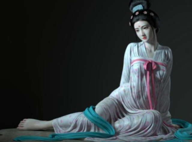 手办|日本大师制作等身逼真手办，破开次元壁进入3d世界，能躺腿上睡觉