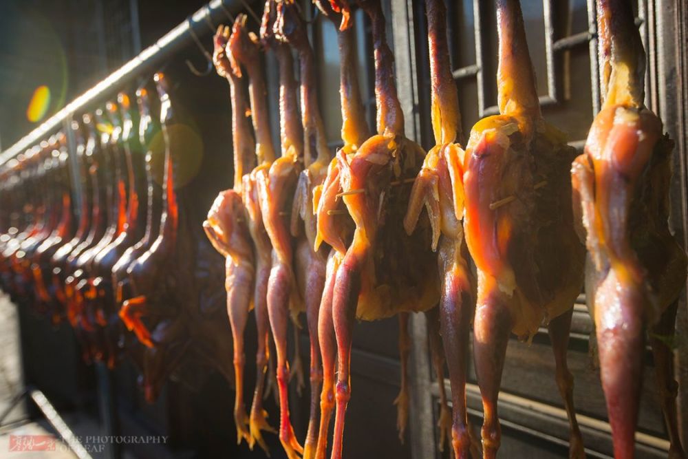 杭州 杭州市郊的塘栖古镇，为何老杭州人年前都往那跑？看完你也想去