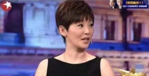 「冯小刚」京圈大佬聚会，陈道明一句话“放倒”冯小刚。网友：太狠、够味！