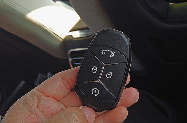 [领克02]三缸机的领克02到底抖不抖？我们邀请小伙伴盲测了一下