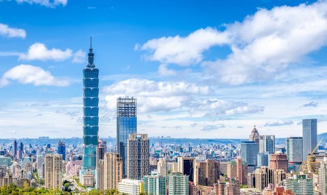 九寨沟|我国最迷你的省会城市，仅一个县城大小，却跻身世界级一线城市