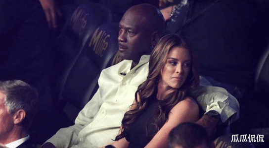 迈克尔·乔丹|她是篮球之神乔丹现任妻子，被人戏称“榨汁机”，球迷看了心动不已