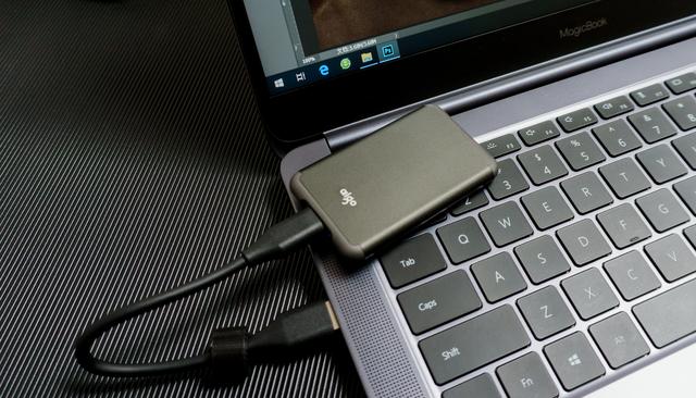 aigo|给aigo固态移动硬盘S7装个Win to go，上班“摸鱼”如何？