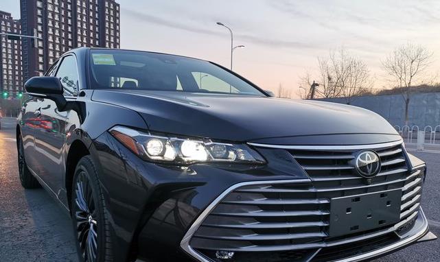 #亚洲龙#26.8万提了辆丰田亚洲龙,开了2000公里后,车主:我只想说3个字