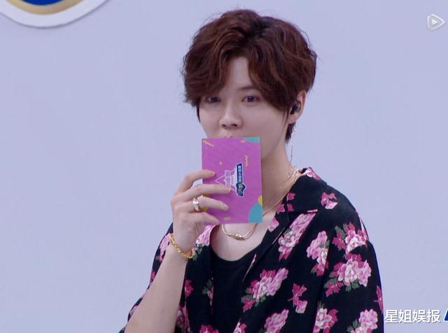 【陈卓璇】《创3》陈卓璇太虎了！当众喊话赞助商要广告，希林自认实力不输她