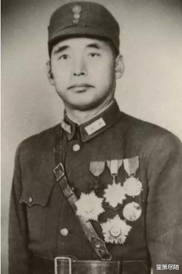 「冯治安」民国军阀混战有多奇怪？围城几月, 两方军队挣外快, 开炮就像放礼花