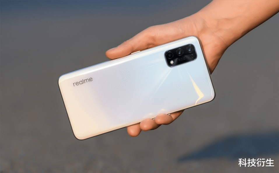 5G|realme新机正式发布:首发处理器+5G双卡,价格预测失算!