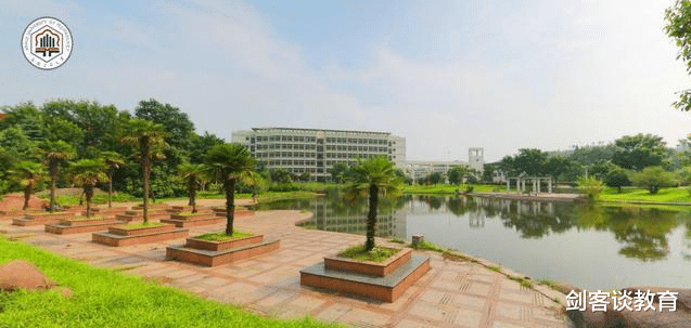 高校:这所高校发布3000余字返校通告,为了大学生能顺利开学,点赞!