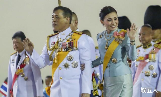 苦盡甘來！泰國大王子流亡海外26年終獲認可，提幫功王儲位懸瞭-圖4