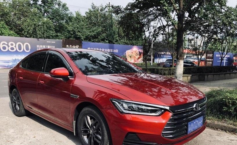 「动力」9万提比亚迪秦Pro，两个月后对比荣威i6，车主表示出乎我的意料！