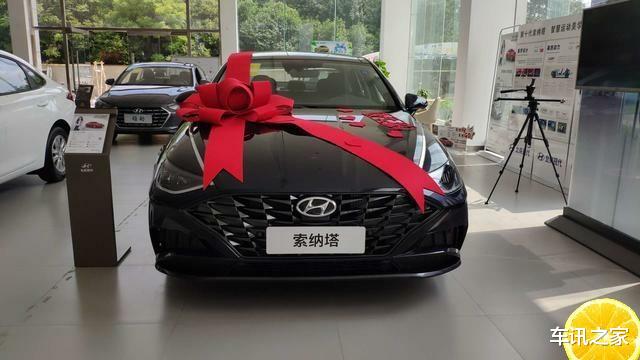 现代索纳塔|最“硬核”的B级车来了,不仅加长加大,关键还省油