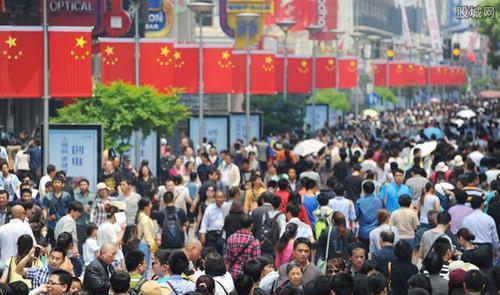 旅行|中国式旅游玩得真累：在国庆假期有上千万人在假装旅游