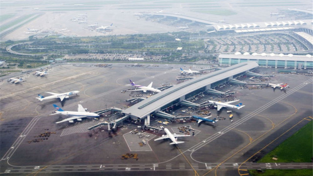 钻地弹|25岁中国小伙研发钻地弹克星，开战可救千架战机，国家已颁发大奖