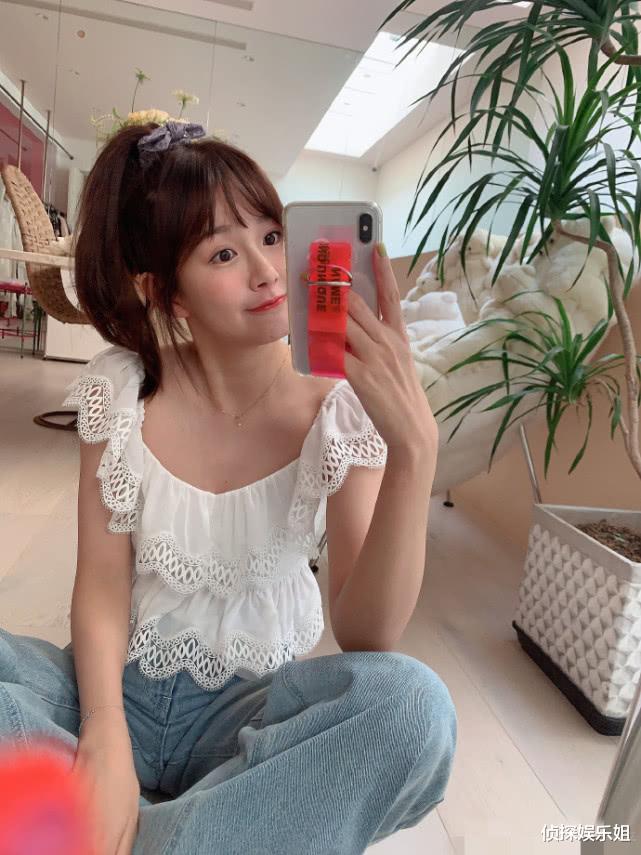 张子萱：陈赫五一陪安安出游，张子萱在家带二宝不忘臭美，夫妻隔空秀幸福