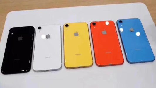 「iphone11」iphone11和iphoneXR全方位对比，区别在哪？谁更加值得入手？