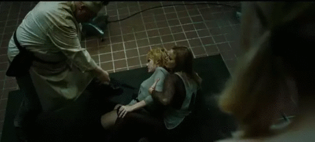 「暴走萝莉」暴走萝莉，全程养眼！游戏感满满的魔幻巨制