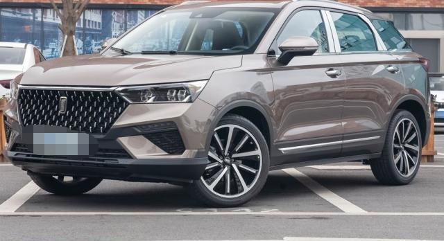 中国一汽■一汽又要火！标配LED大灯，一看价格，车友：后悔H6买早了