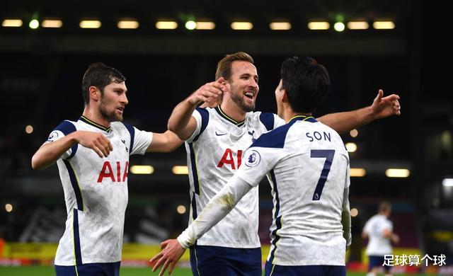 哈里·凯恩|1-0绝杀!孙兴慜紧紧拥抱凯恩!更衣室曝光:穆里尼奥霸气外露