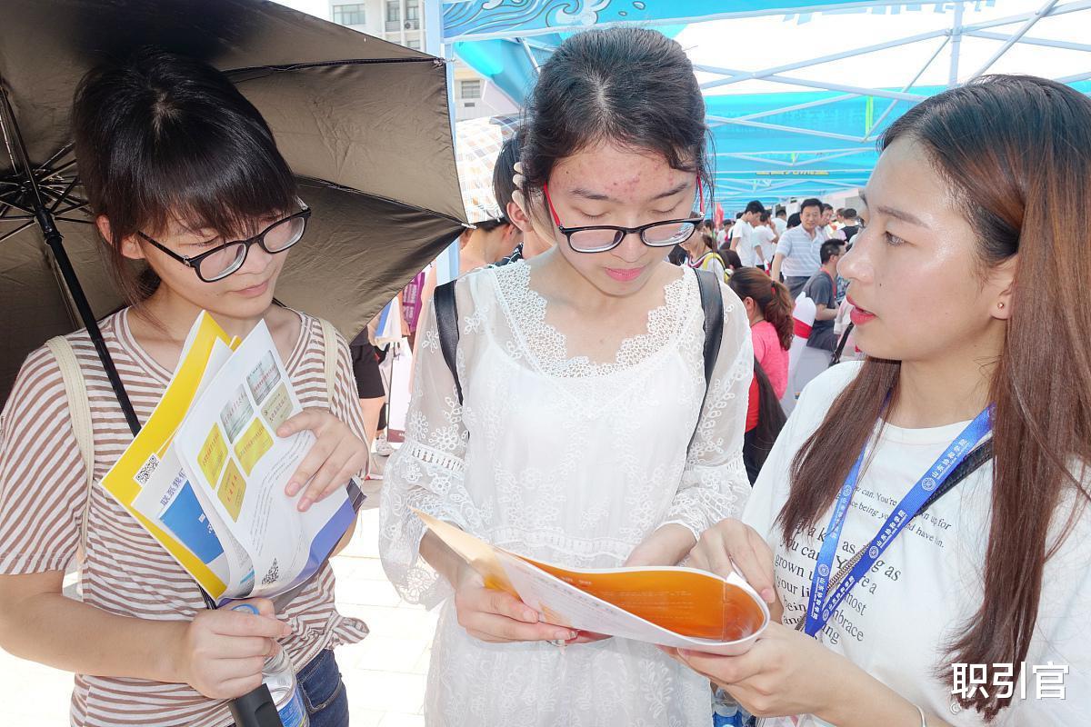 考研|高考分数不理想,上三本还是专科或者复读?这些事情你需要考虑!