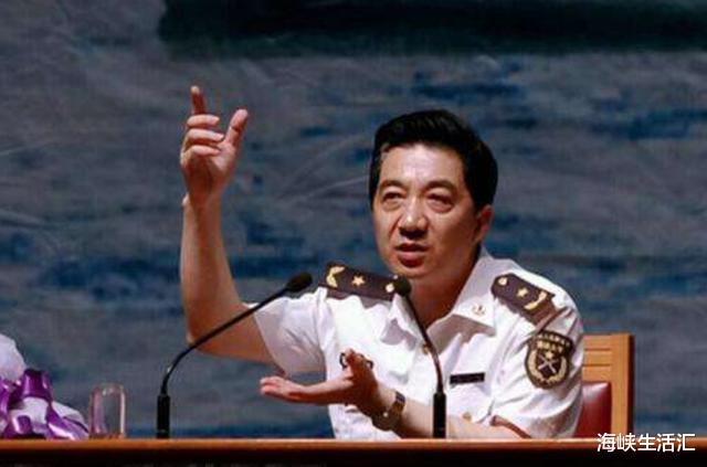 【美军】大批航母隐身机就位，美军动手前兆出现了？张召忠对此早有预言