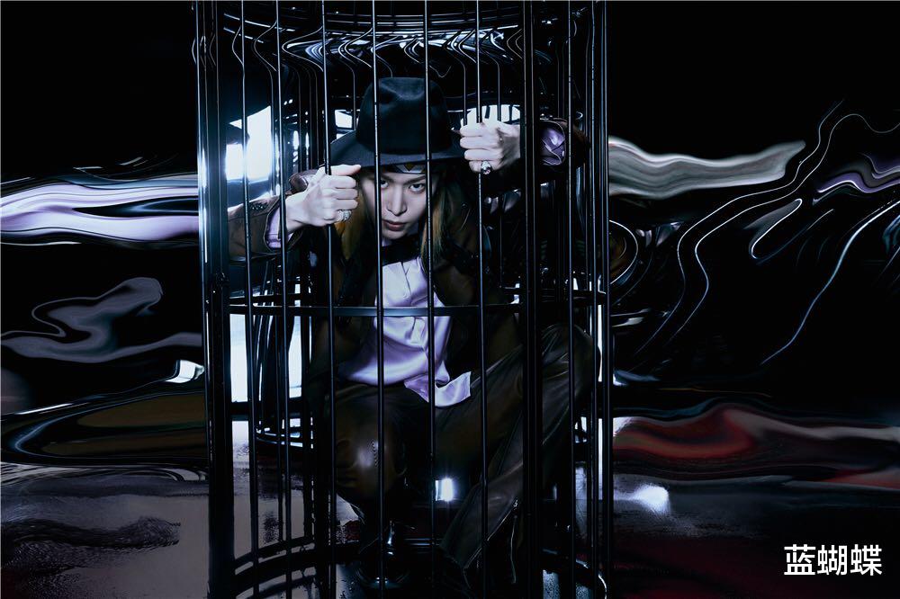 『范丞丞』首张数字专辑《EMERGING》诞生 范丞丞20岁用音乐告白