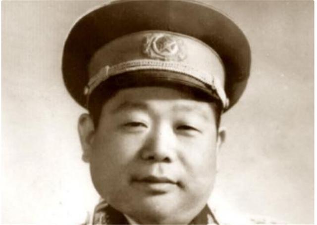 陈锡联|他是陈锡联上将的传令兵,建国后陈锡联成副国级,他却成了正国级