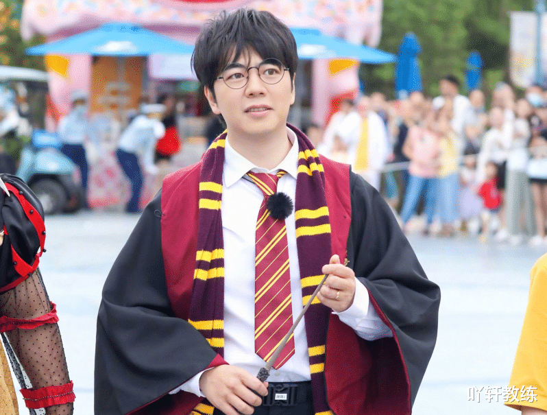 郎朗|钢琴王子郎朗，和吉娜恩爱至极，不愧是圈中的模范夫妻！