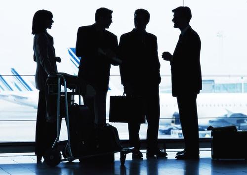 【】单独与领导相处，谈什么不尴尬？牢记3点，职场一定受重用