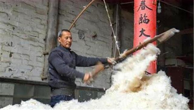 “好手艺”!50岁弹棉花师傅,用钢板做钥匙,潜伏10年搬空皇陵