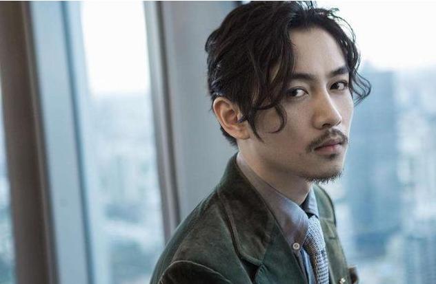 陈晓|33岁陈晓近况,和冯绍峰差距一目了然,难怪说他丢了一个好老婆