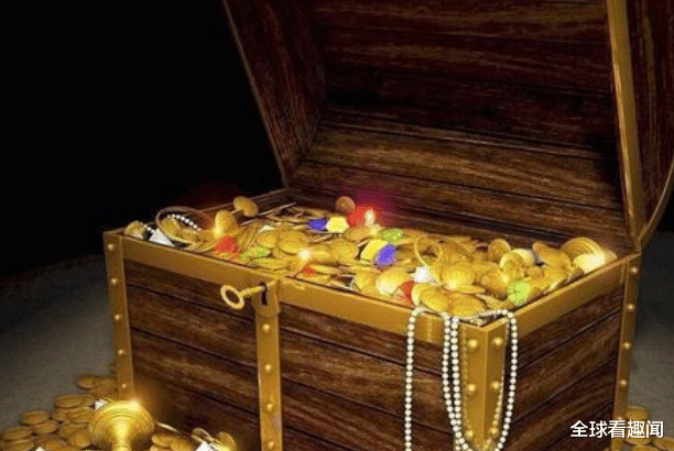 张家界|张家界出现隐秘山洞，大量财宝显现，专家称：这些是李自成的！