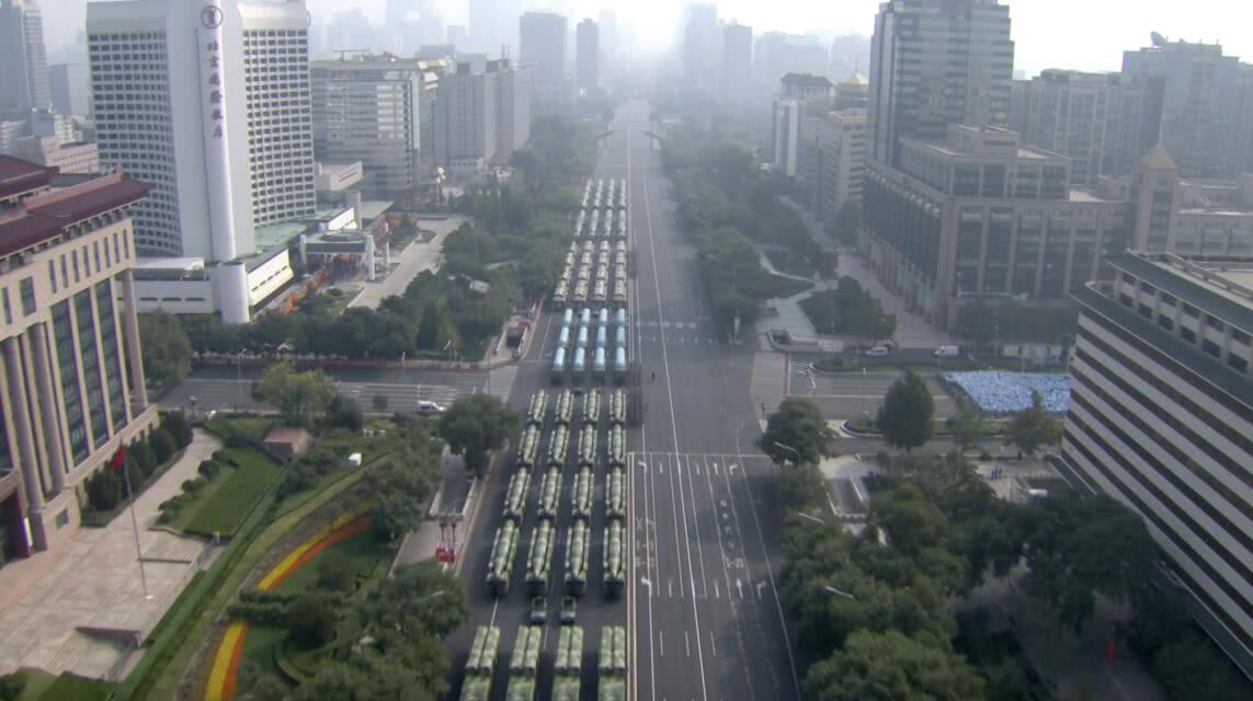 [东风导弹]我国阅兵式上东风导弹是实弹还是模型？火箭军的总工程师给出了答案