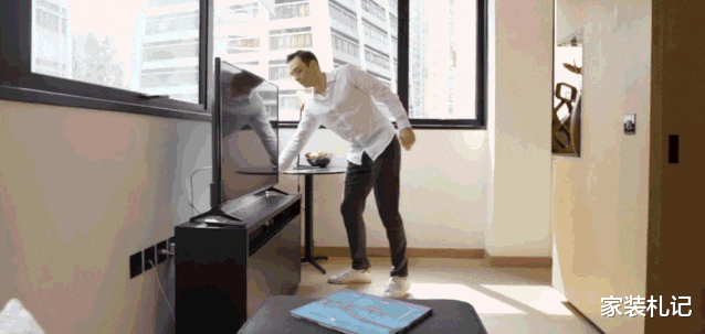 @第一次见香港25㎡的房子，一室一厅，电视柜设计很实用，晒晒