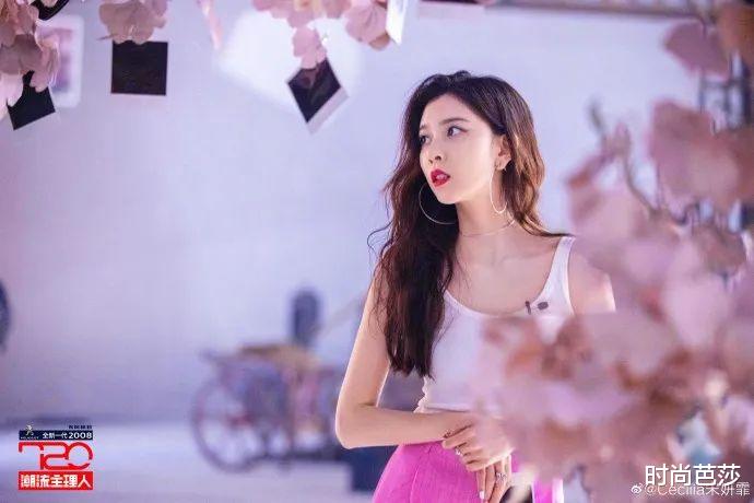 粉色|看过了金晨宋妍霏，感觉芭比粉、玫粉并不死亡啊！