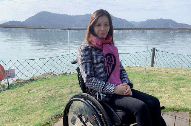 『桑兰』桑兰曾经因伤导致瘫痪21年，她获得了多少赔偿？如今她现状怎样？