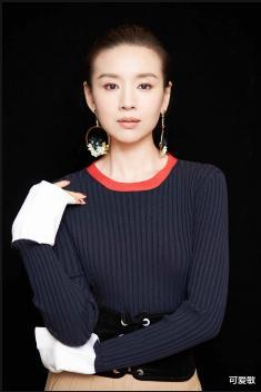 「潘粤明」潘粤明被董洁当街训斥，看其举动令人心疼，网友: 不敢相信