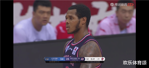 「林书豪」瘦死的骆驼比马大！亨特单打林书豪，你要自取其辱，那我就成全你