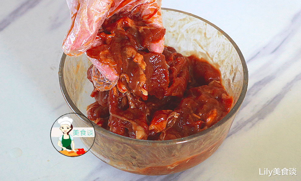 牛肉|牛肉怎么腌才更鲜嫩？大厨10年经验分享，牛肉不干不柴，鲜嫩又入味