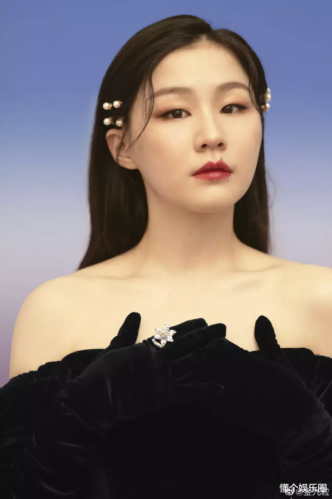 『金靖』金靖转行女团？看她跳《青春有你》主题曲，网友评论很扎心